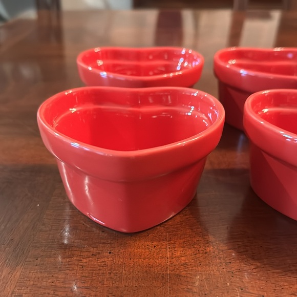 Red Heart Shaped Ramekins Stoneware Baking Dishes - Picture 4 of 8